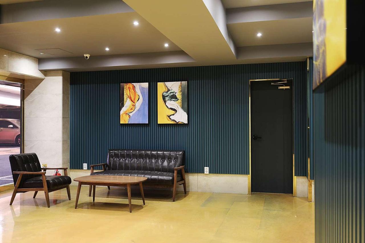 Mariposa Hotel Songtan Pchjongtchek Exteriér fotografie
