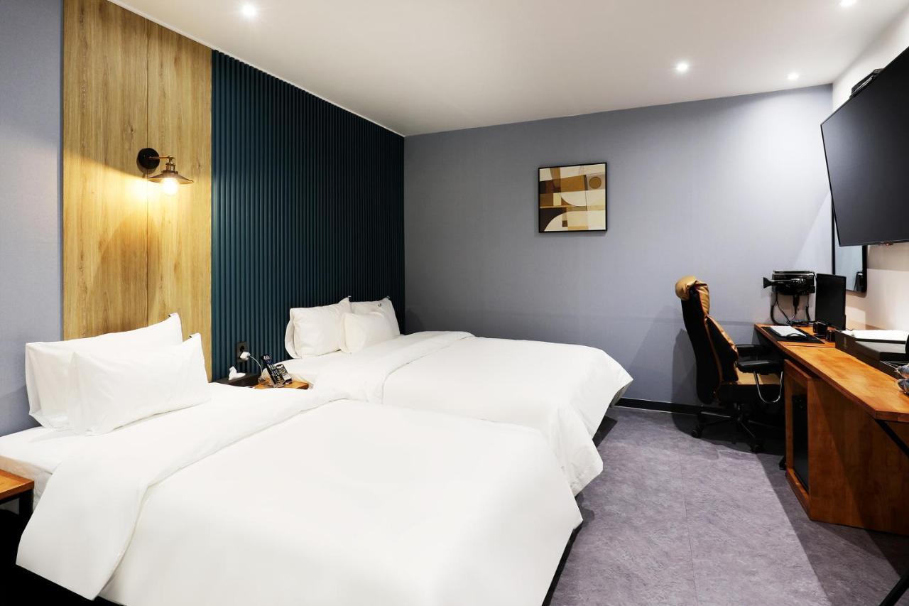 Mariposa Hotel Songtan Pchjongtchek Exteriér fotografie